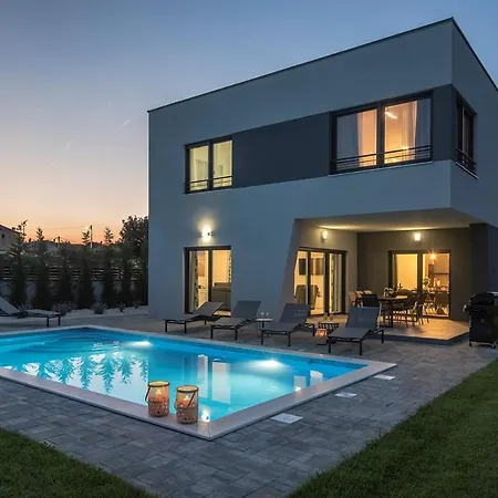 Tika Holiday home Pula